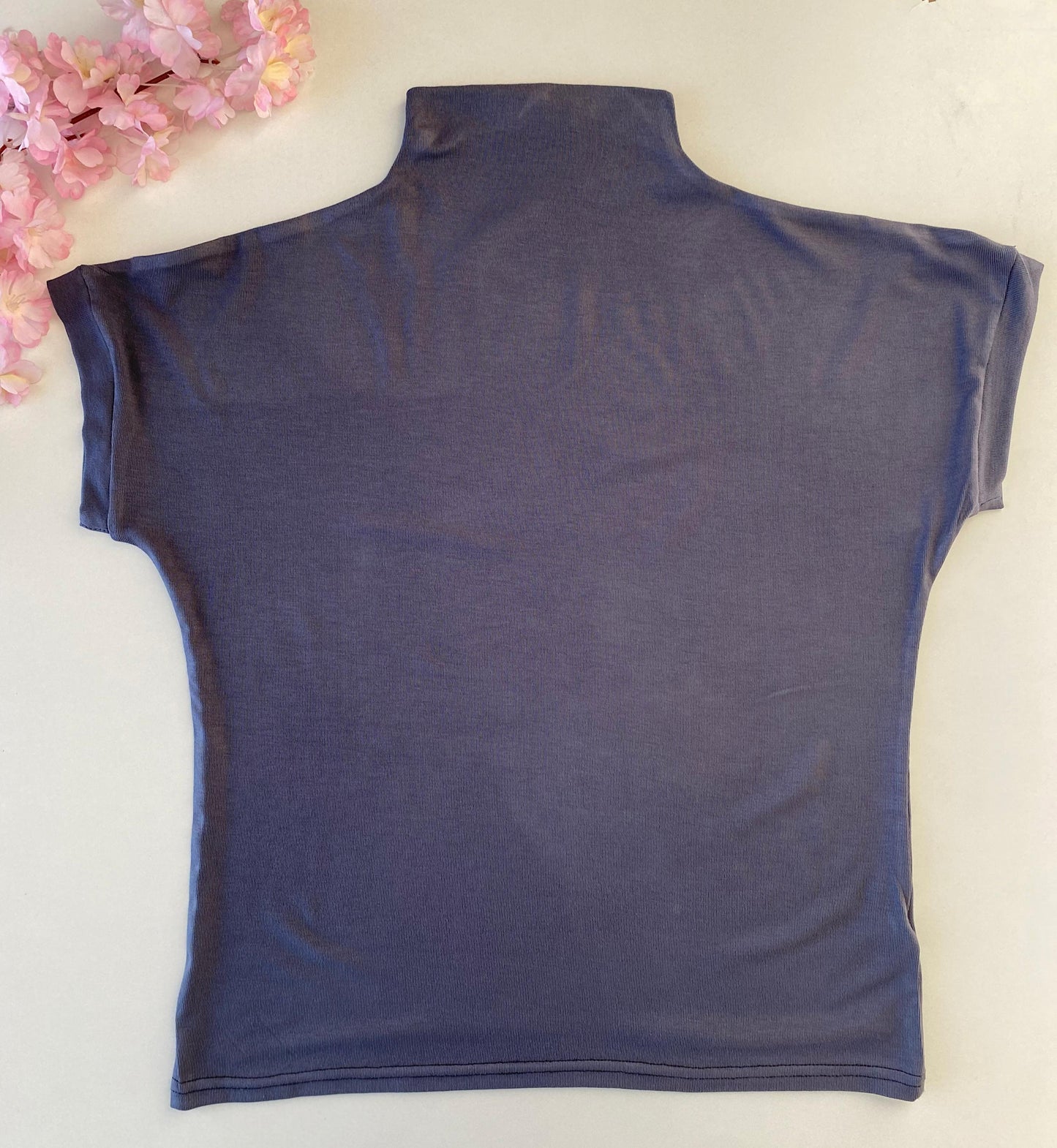 HALF-TURTLENECK SHORT-SLEEVE T-SHIRT-GRAY