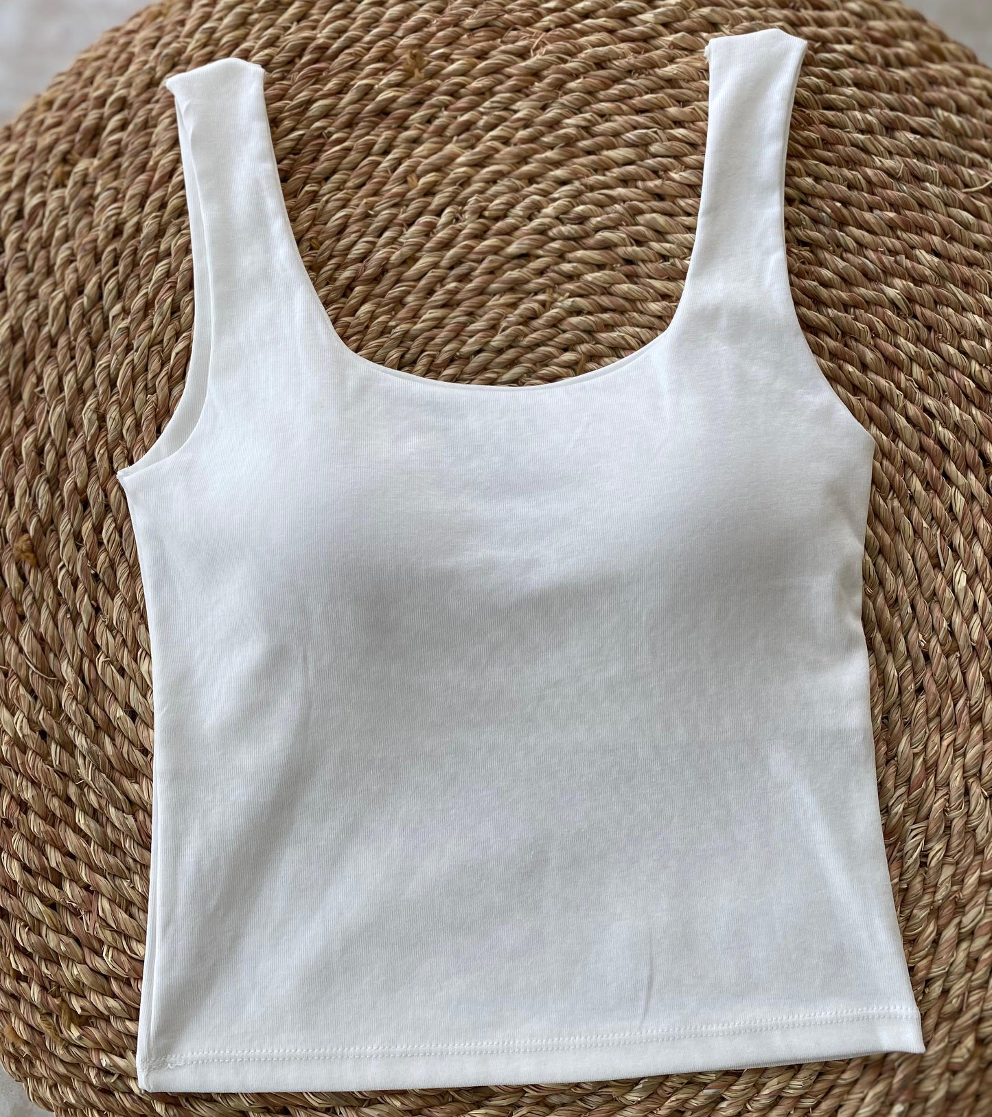 Comfortable Fit Tank Tops -WHITE